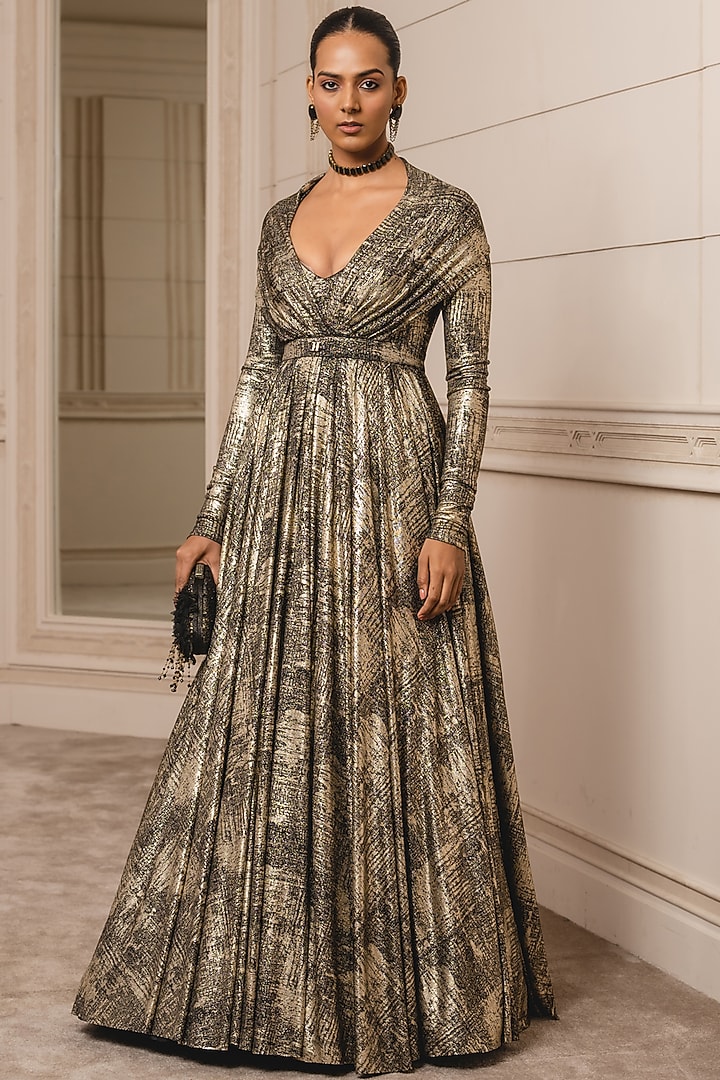 Metallic Black Cape-Style Wedding Gown by Tarun Tahiliani at Pernia's Pop Up Shop