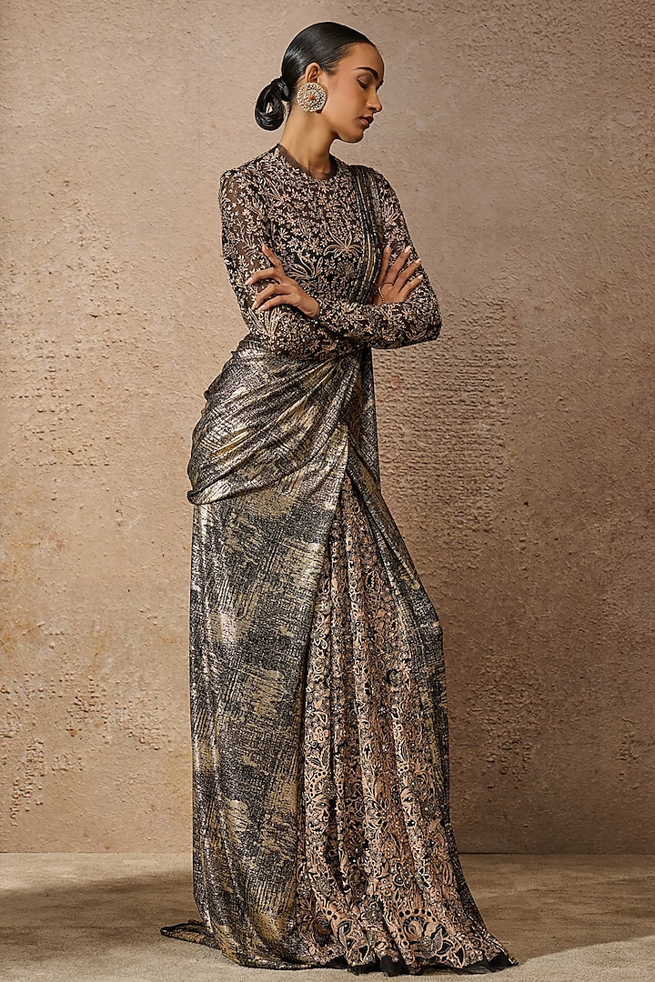 Black & Gold Foil Jersey Embroidered Concept Bridal Saree Set by Tarun Tahiliani at Pernia's Pop Up Shop