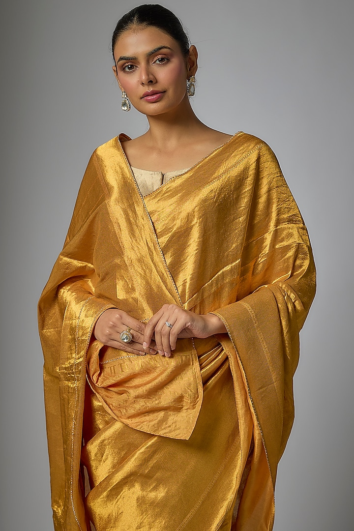 Yellow Zari Brocade Handwoven Reception Saree Set by Tarun Tahiliani at Pernia's Pop Up Shop