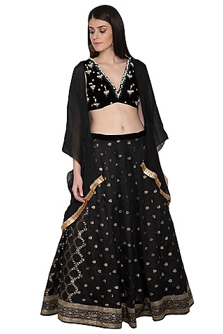 Black Embroidered Lehenga Set by Tara Thakur