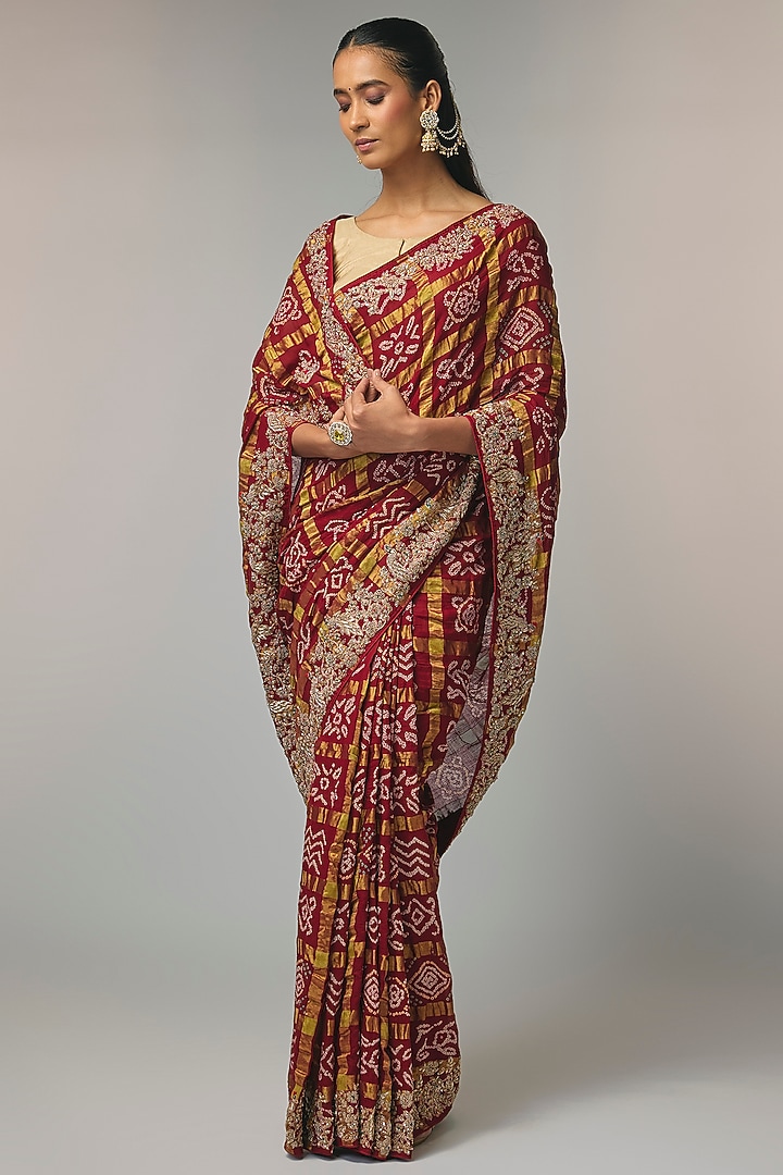 Red Gharchola Wedding Saree Set by TATWAMM By Abhishek & Vinita at Pernia's Pop Up Shop