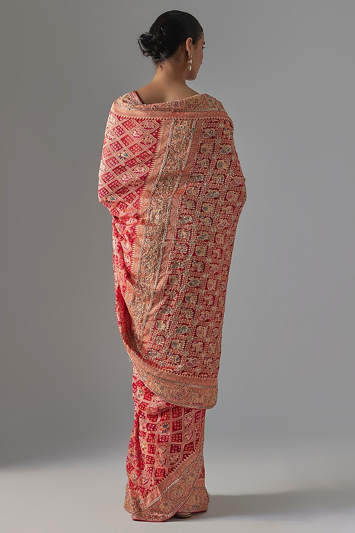Red Bandhani Zardosi Hand Work Wedding Saree Set by TATWAMM By Abhishek & Vinita at Pernia's Pop Up Shop