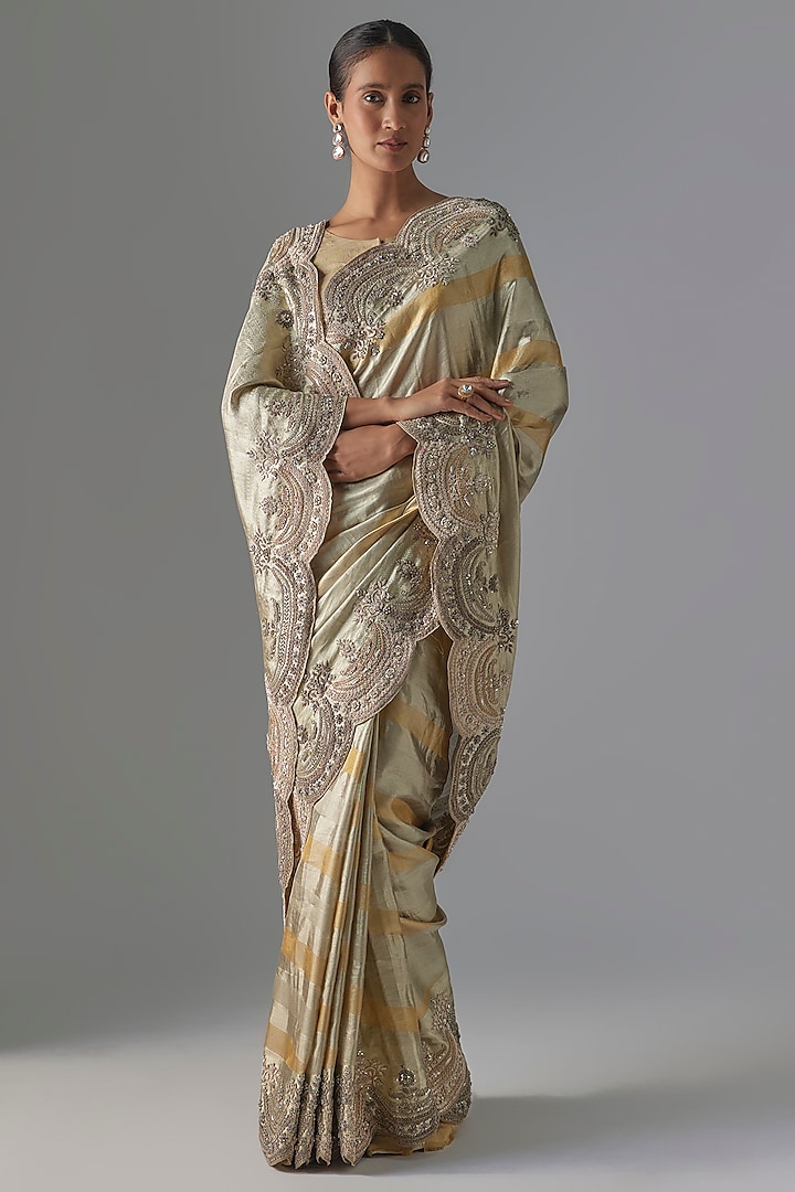 Gold & Silver Kanjivaram Zardosi Hand Work Reception Saree Set by TATWAMM Couture at Pernia's Pop Up Shop