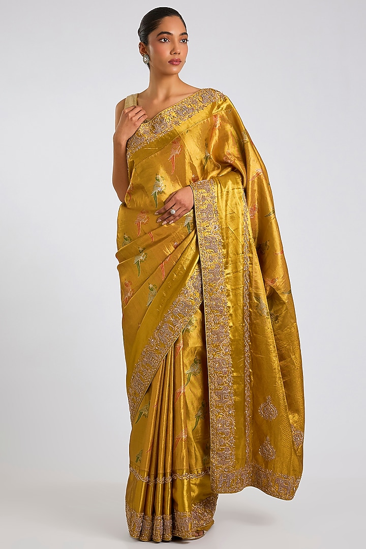 Gold Kanjivaram Reception Saree Set by TATWAMM By Abhishek & Vinita at Pernia's Pop Up Shop