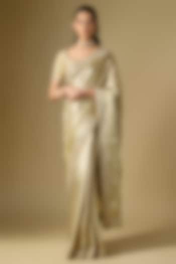 Silver Kanjivaram Silk Reception Saree Set by TATWAMM By Abhishek & Vinita at Pernia's Pop Up Shop