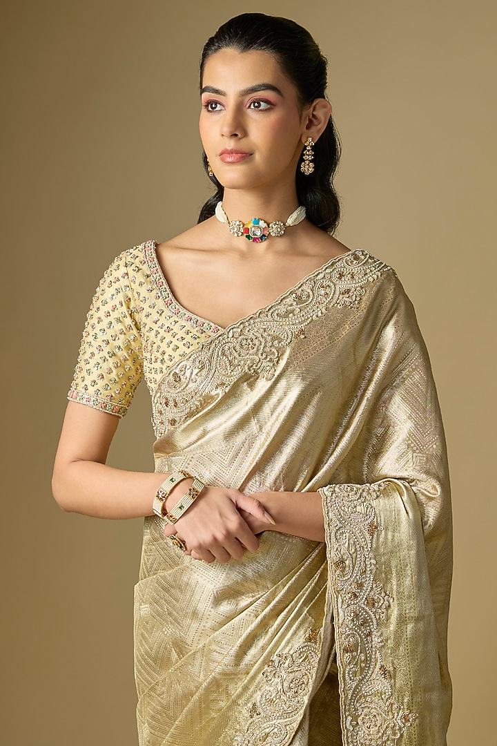 Silver Kanjivaram Silk Reception Saree Set by TATWAMM By Abhishek & Vinita at Pernia's Pop Up Shop