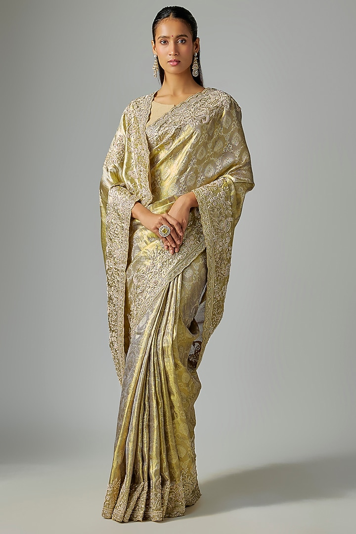 Gold Kanjivaram Silk Reception Saree Set by TATWAMM By Abhishek & Vinita at Pernia's Pop Up Shop