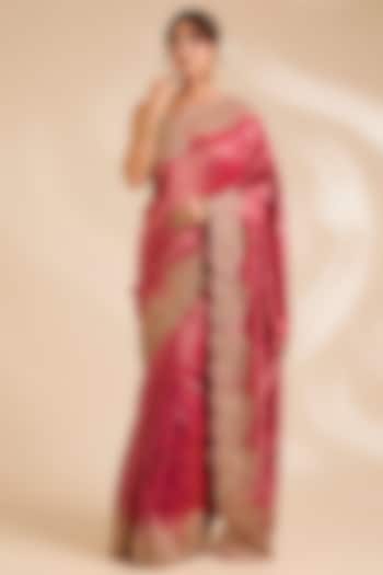 Rani Pink Kanjivaram Silk Reception Saree Set by TATWAMM By Abhishek & Vinita at Pernia's Pop Up Shop