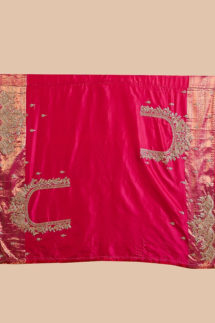 Rani Pink Kanjivaram Silk Reception Saree Set by TATWAMM By Abhishek & Vinita at Pernia's Pop Up Shop