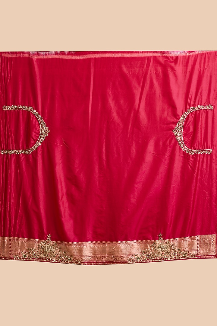 Pink Banarasi Silk Reception Saree Set by TATWAMM By Abhishek & Vinita at Pernia's Pop Up Shop