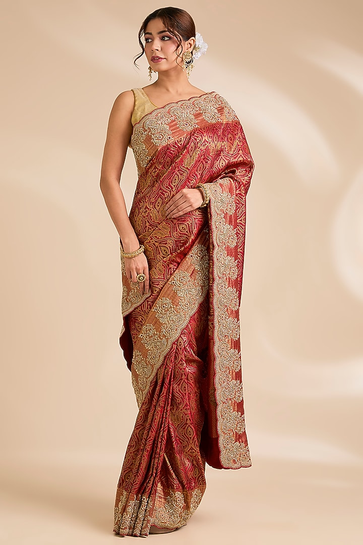 Red Kanjivaram Silk Reception Saree Set by TATWAMM By Abhishek & Vinita at Pernia's Pop Up Shop