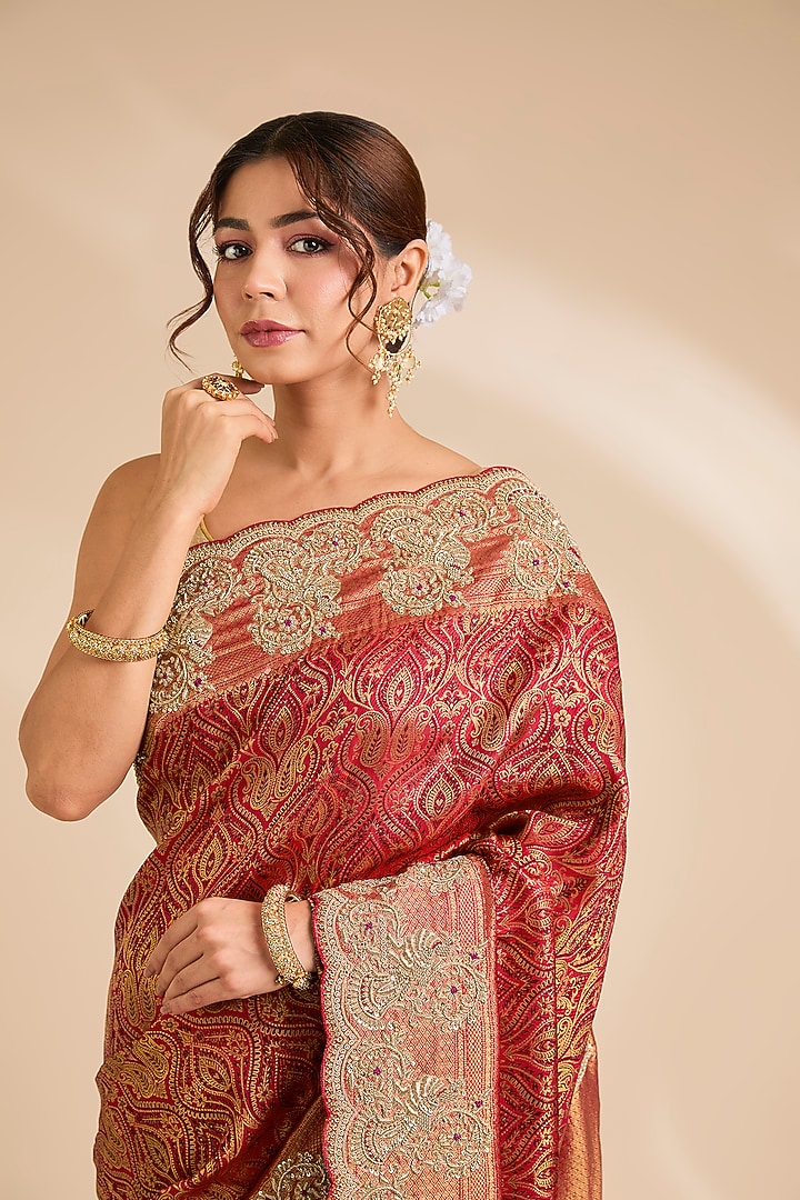 Red Kanjivaram Silk Reception Saree Set by TATWAMM By Abhishek & Vinita at Pernia's Pop Up Shop
