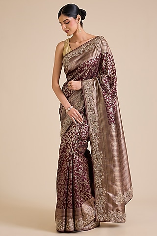 Maroon Kanjivaram Saree Set by TATWAMM By Abhishek & Vinita