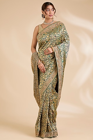 Green Banarasi Silk Saree Set by TATWAMM By Abhishek & Vinita