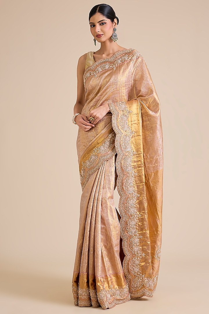 Gold Kanjivaram Reception Saree Set by TATWAMM By Abhishek & Vinita at Pernia's Pop Up Shop