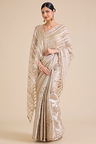 Silver Kanjivaram Saree Set by TATWAMM By Abhishek & Vinita