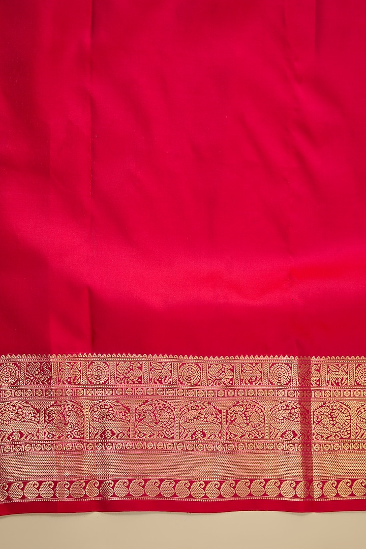 Pink Handwoven Kanjivaram Silk Wedding Saree Set by TATWAMM By Abhishek & Vinita at Pernia's Pop Up Shop