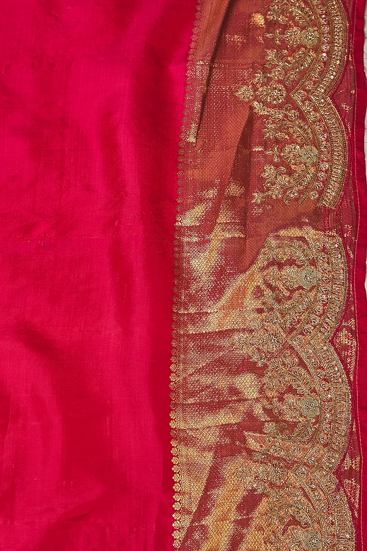 Deep Pink Kanjivaram Wedding Saree Set by TATWAMM By Abhishek & Vinita at Pernia's Pop Up Shop
