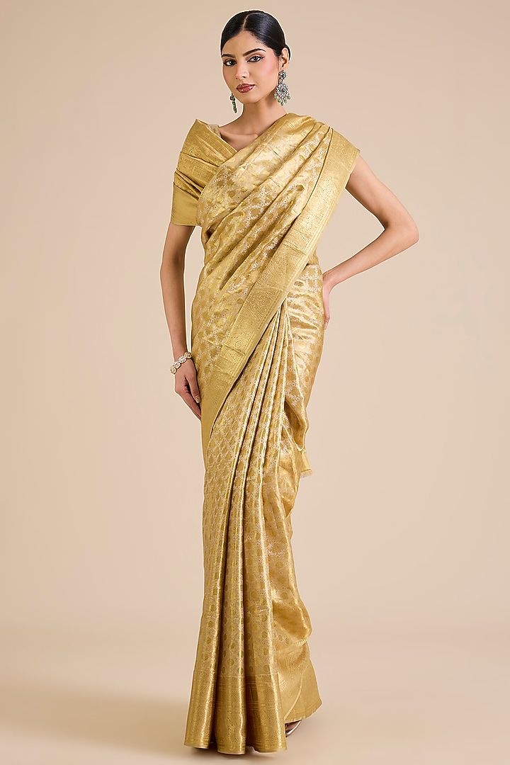 Light Gold Kanjivaram Wedding Saree Set by TATWAMM By Abhishek & Vinita at Pernia's Pop Up Shop