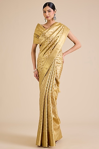 Light Gold Kanjivaram Saree Set by TATWAMM By Abhishek & Vinita