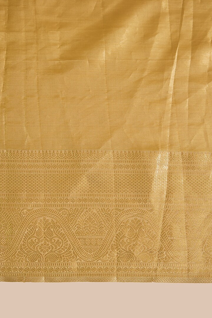 Light Gold Kanjivaram Wedding Saree Set by TATWAMM By Abhishek & Vinita at Pernia's Pop Up Shop