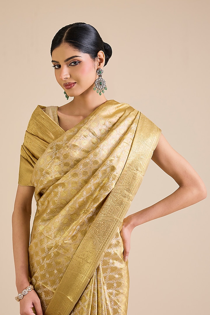 Light Gold Kanjivaram Wedding Saree Set by TATWAMM By Abhishek & Vinita at Pernia's Pop Up Shop