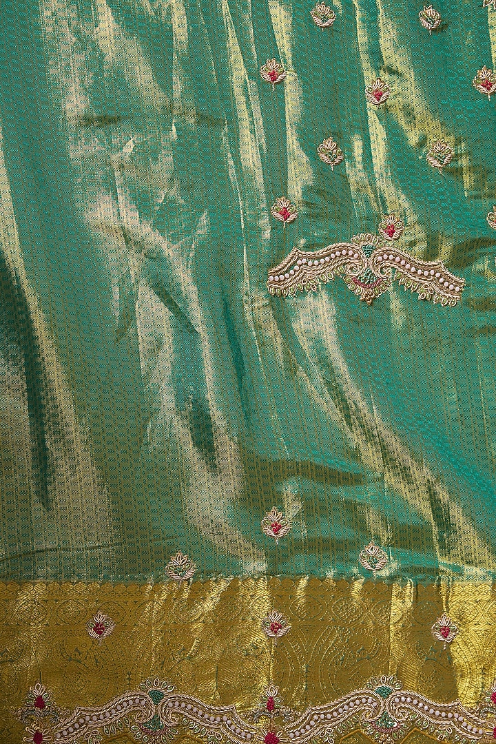Green Kanchivaram Handwork Reception Saree Set by TATWAMM By Abhishek & Vinita at Pernia's Pop Up Shop
