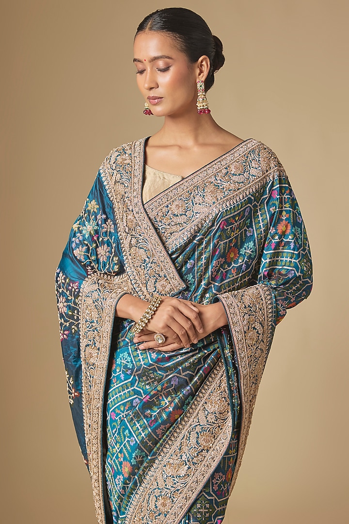 Blue Banarasi Handwork Bridal Saree Set by TATWAMM By Abhishek & Vinita at Pernia's Pop Up Shop
