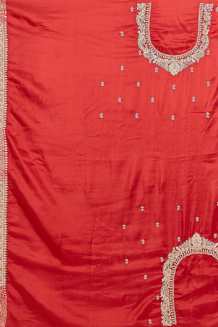 Red Banarasi Embroidered Reception Saree by TATWAMM By Abhishek & Vinita at Pernia's Pop Up Shop