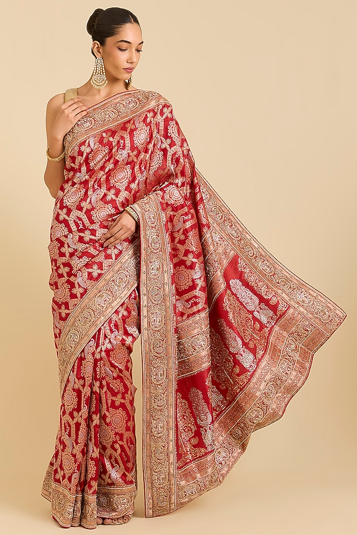Red Banarasi Embroidered Reception Saree by TATWAMM By Abhishek & Vinita at Pernia's Pop Up Shop