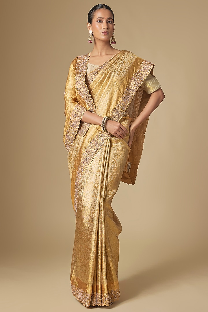 Gold Kanchivaram Handwork Wedding Saree Set by TATWAMM By Abhishek & Vinita at Pernia's Pop Up Shop