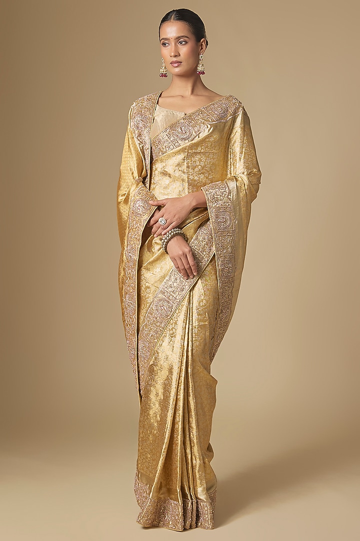 Gold Kanchivaram Handwork Reception Saree Set by TATWAMM By Abhishek & Vinita at Pernia's Pop Up Shop