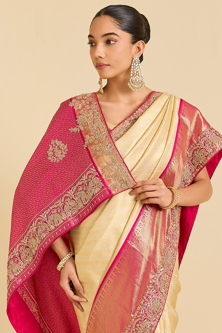 Off-White & Pink Kanchivaram Embroidered Reception Saree by TATWAMM By Abhishek & Vinita at Pernia's Pop Up Shop