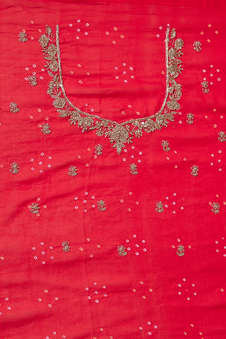 Red Bandhani Handwork Reception Saree Set by TATWAMM By Abhishek & Vinita at Pernia's Pop Up Shop