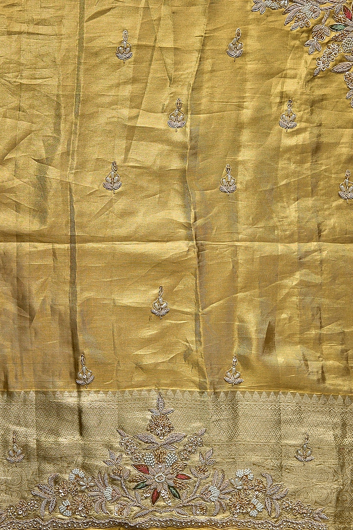 Gold Silk Zardosi Work Kanjivaram Reception Saree Set by TATWAMM By Abhishek & Vinita at Pernia's Pop Up Shop