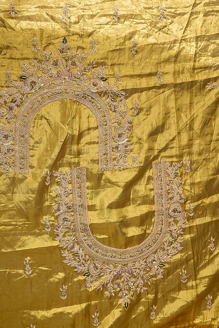 Gold Silk Zardosi Work Kanjivaram Reception Saree Set by TATWAMM By Abhishek & Vinita at Pernia's Pop Up Shop