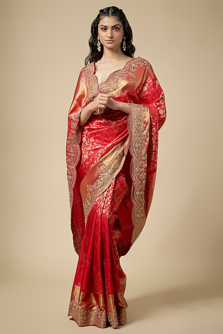 Red Kanjivaram Zardosi Work Wedding Saree Set by TATWAMM Couture at Pernia's Pop Up Shop