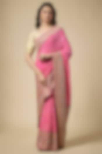 Pink Bandhani Zardosi Work Reception Saree Set by TATWAMM Couture at Pernia's Pop Up Shop
