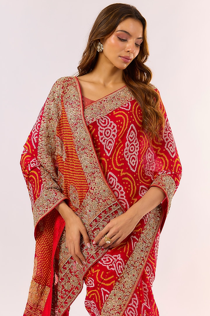 Red Georgette Zardosi Work Bandhani Reception Saree Set by TATWAMM By Abhishek & Vinita at Pernia's Pop Up Shop