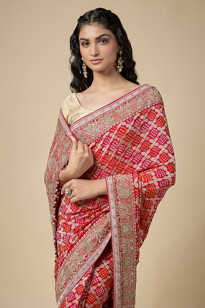 Red Bandhani Zardosi Work Reception Saree Set by TATWAMM By Abhishek & Vinita at Pernia's Pop Up Shop