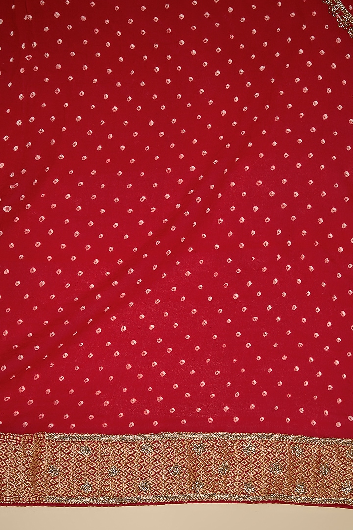 Red Bandhani Zardosi Work Reception Saree Set by TATWAMM By Abhishek & Vinita at Pernia's Pop Up Shop
