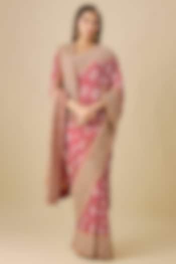 Maroon Georgette Zardosi Work Bandhej Reception Saree Set by TATWAMM Couture at Pernia's Pop Up Shop