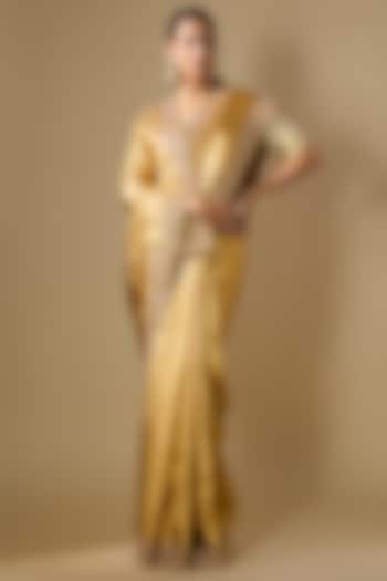 Gold Kanjivaram Wedding Saree Set by TATWAMM By Abhishek & Vinita at Pernia's Pop Up Shop