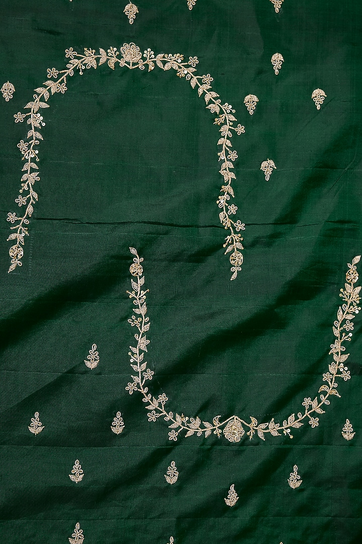 Green Banarasi Zardosi Work Wedding Saree Set by TATWAMM By Abhishek & Vinita at Pernia's Pop Up Shop