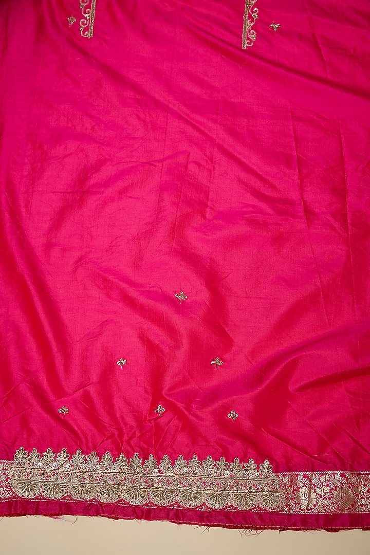 Pink Banarasi Zardosi Work Reception Saree Set by TATWAMM By Abhishek & Vinita at Pernia's Pop Up Shop