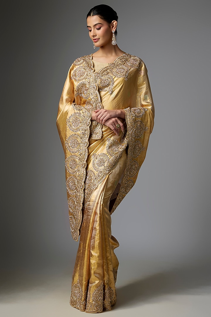 Gold Kanjivaram Reception Saree Set by TATWAMM By Abhishek & Vinita at Pernia's Pop Up Shop