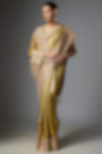 Gold Kanjivaram Reception Saree Set by TATWAMM By Abhishek & Vinita at Pernia's Pop Up Shop