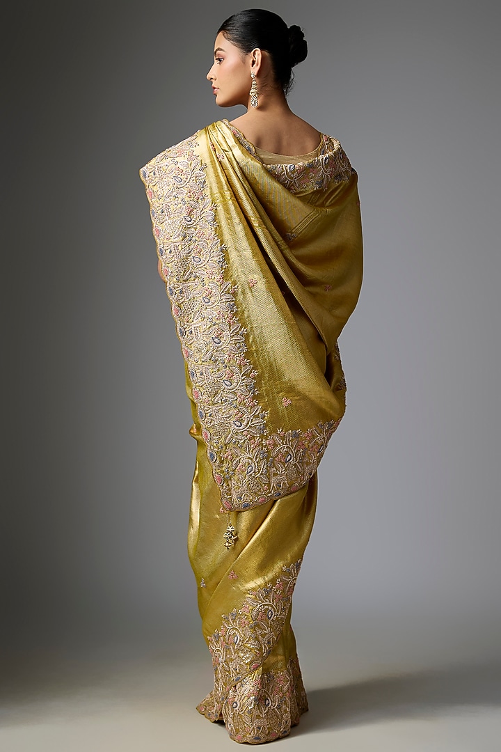 Gold Kanjivaram Reception Saree Set by TATWAMM By Abhishek & Vinita at Pernia's Pop Up Shop