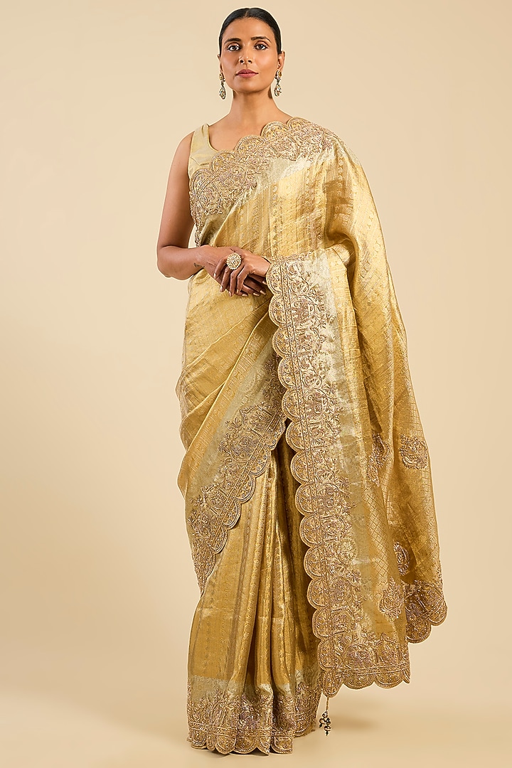Golden Kanjivaram Reception Saree Set by TATWAMM By Abhishek & Vinita at Pernia's Pop Up Shop