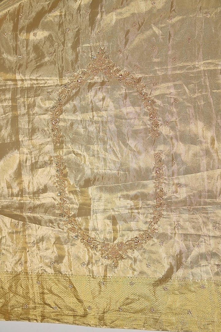 Golden Kanjivaram Reception Saree Set by TATWAMM By Abhishek & Vinita at Pernia's Pop Up Shop